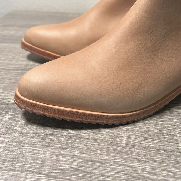 Anthropologie Nisolo Eva Everyday Chelsea Boots - Picture 2 of 7